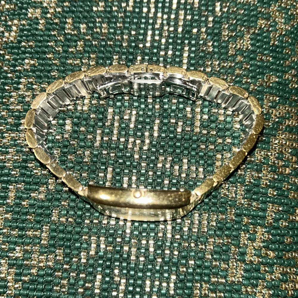 Vintage Mercedes Benz Gold Water resistant Watch - Picture 4 of 8